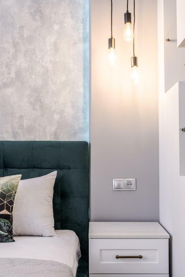 Modern Apartment Lviv Exterior photo